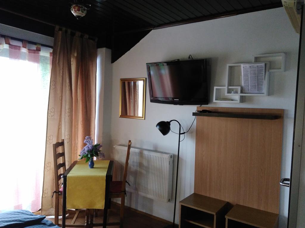 Apartment&Rooms Hazler Slunj Dış mekan fotoğraf